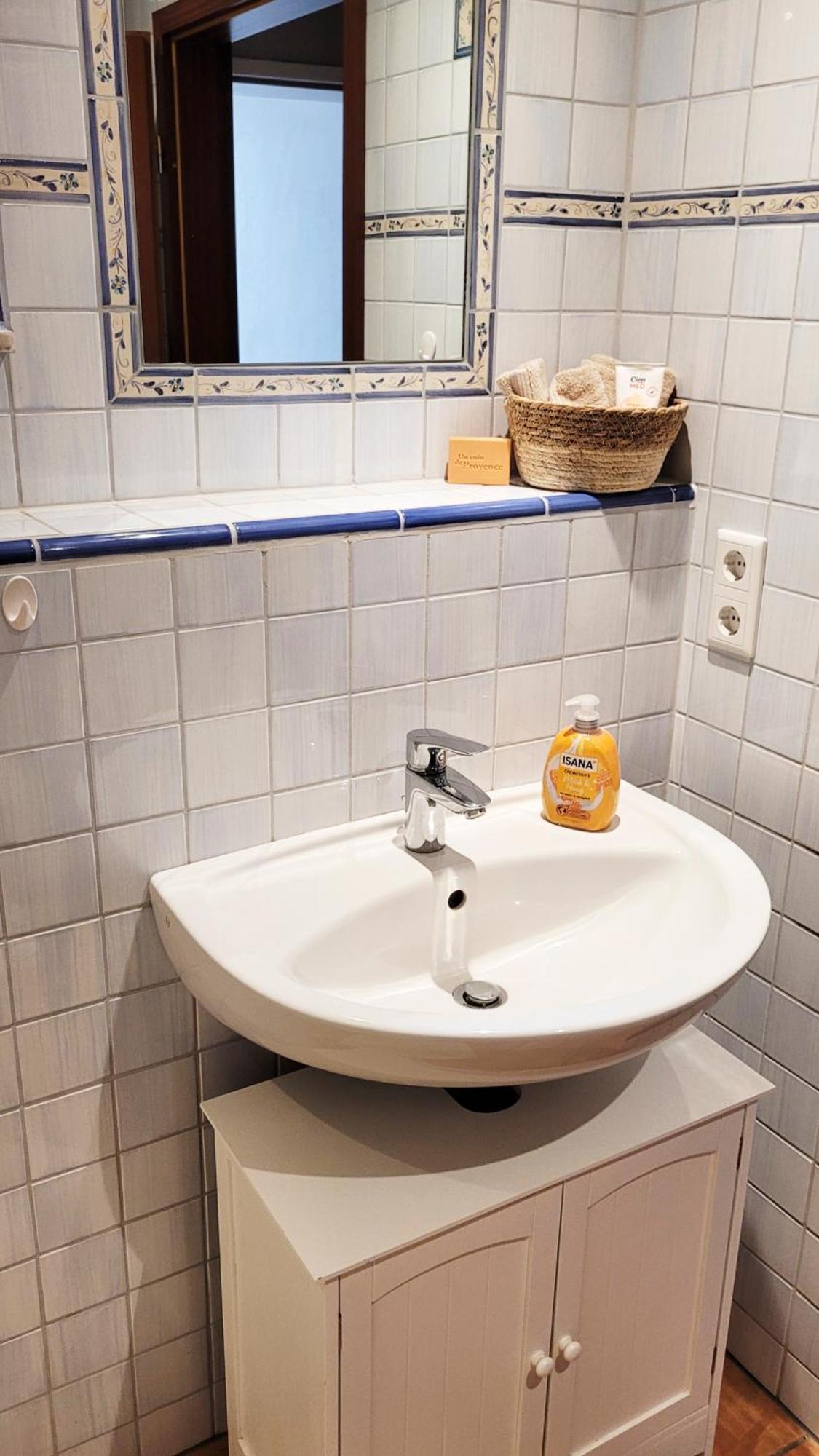 Modernes 1-Zimmer-Apartment Mit Galerie-Schlafkoje Im Skandinavischen Stil Ostenfeld  المظهر الخارجي الصورة